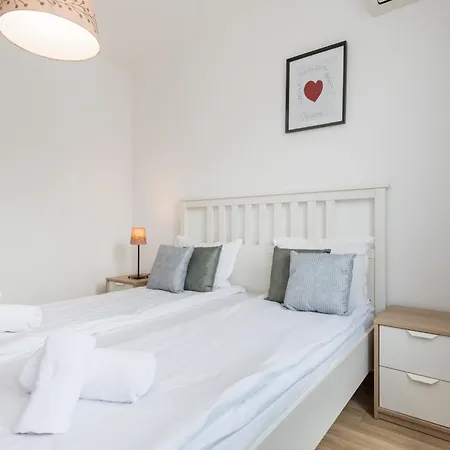 Stylish Place Near The Apartment Varna